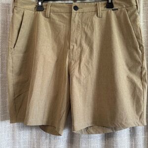 Hurley Men's Flat-Front Shorts in Khaki